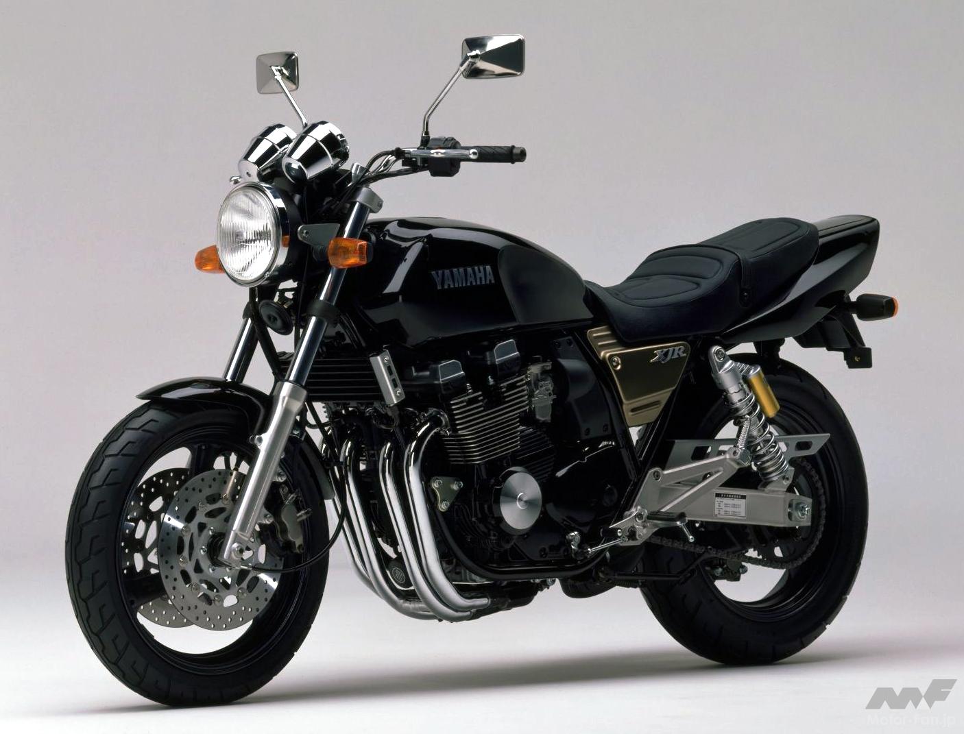 ジャパニーズネイキッド、ヤマハXJR400（初期型の1993年式）が1/12