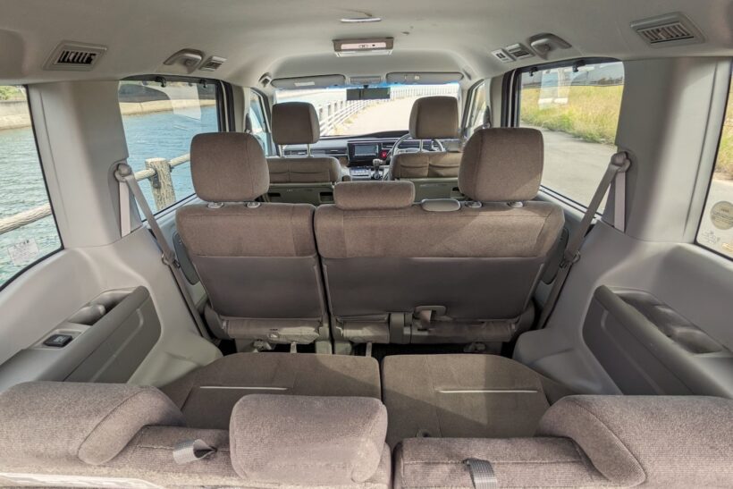 3列シートの写真