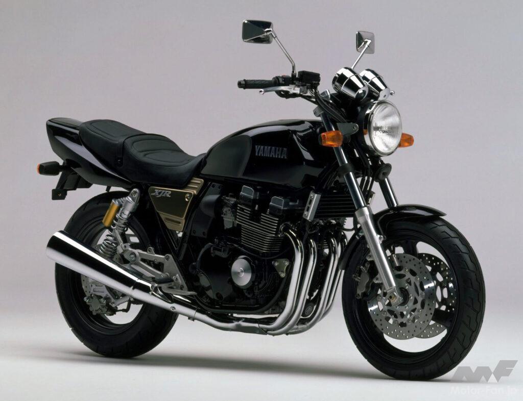 ジャパニーズネイキッド、ヤマハXJR400（初期型の1993年式）が1/12