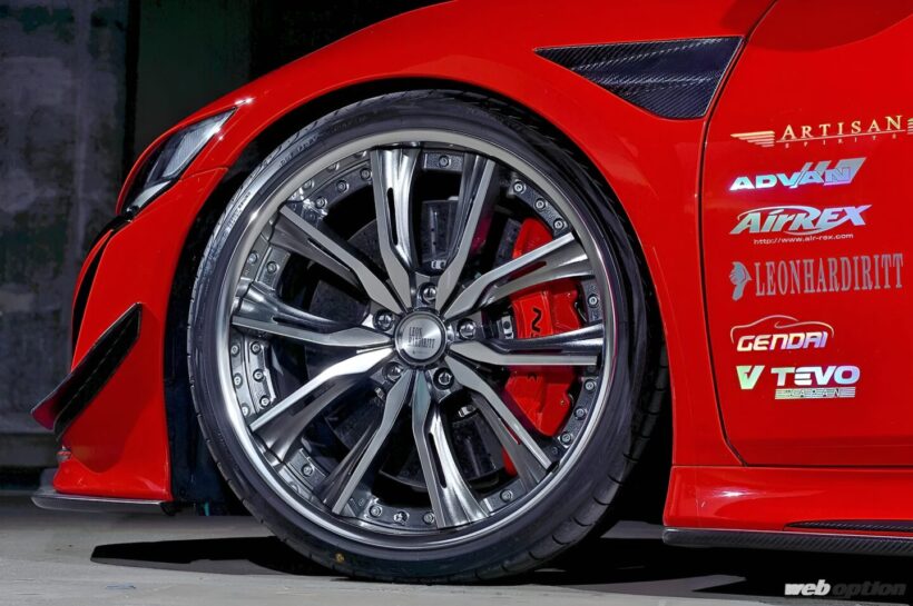 このNSX、まるで純正を超えた純正だ」気品溢れる大人のローフォルムに