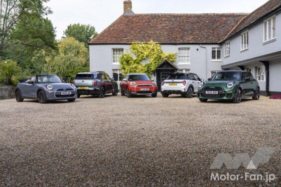 円と左右に生えた翼で構成されるMINIのエンブレム。BMWが定義する「伝統に根ざした基本要素」とは？