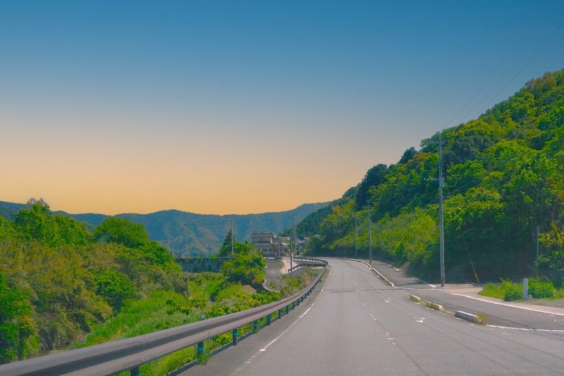 秋の夕暮れの写真