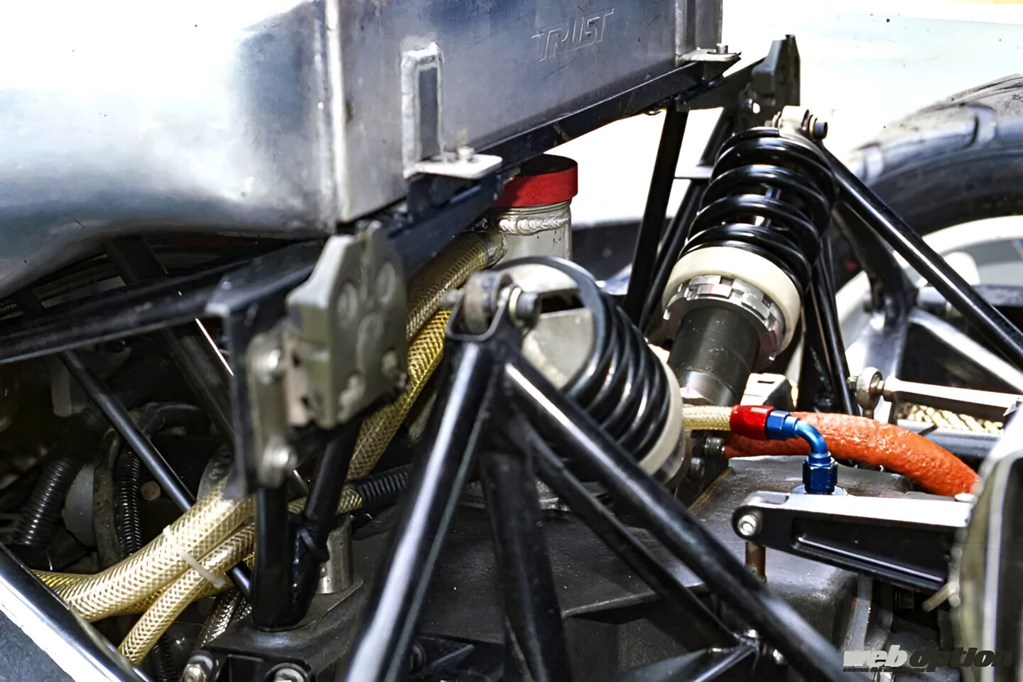 RE雨宮史上、最もヤバい1台」AZ-1ベースの公道グループCカー“GReddy6