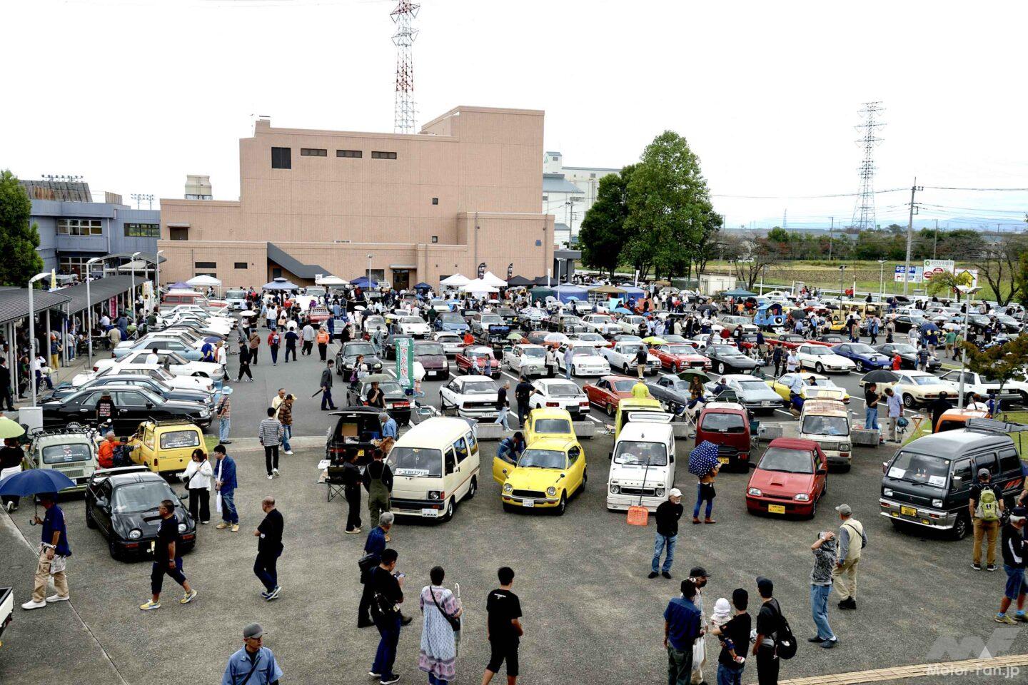 小雨降るなかでも大盛況! 川島町で開催されたクラシックカー