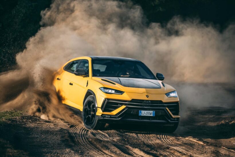 世界初の“スーパースポーツSUV”として2017年にランボルギーニが投入したウルス。