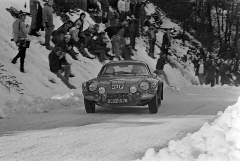 当時のラリー界を席巻した名車アルピーヌA110（写真はモンテカルロラリー）。