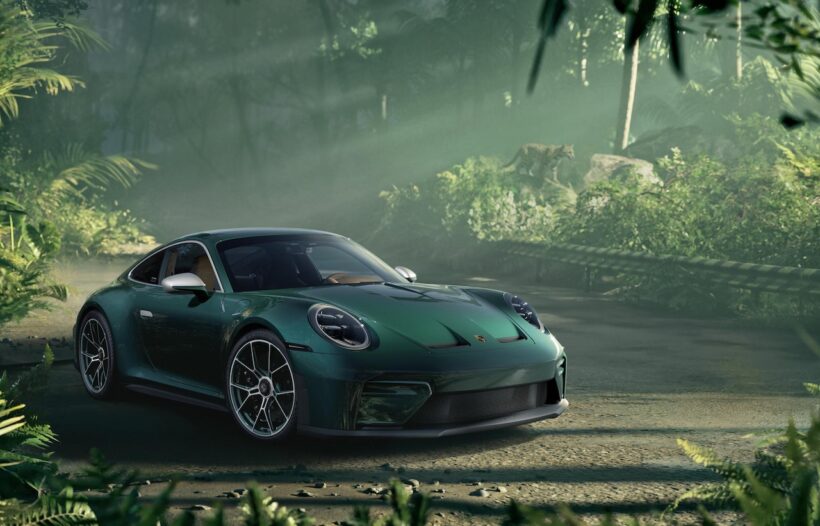 「ポルシェ 911 GT3 ツーリングパッケージ “オセロット”」のエクステリア。