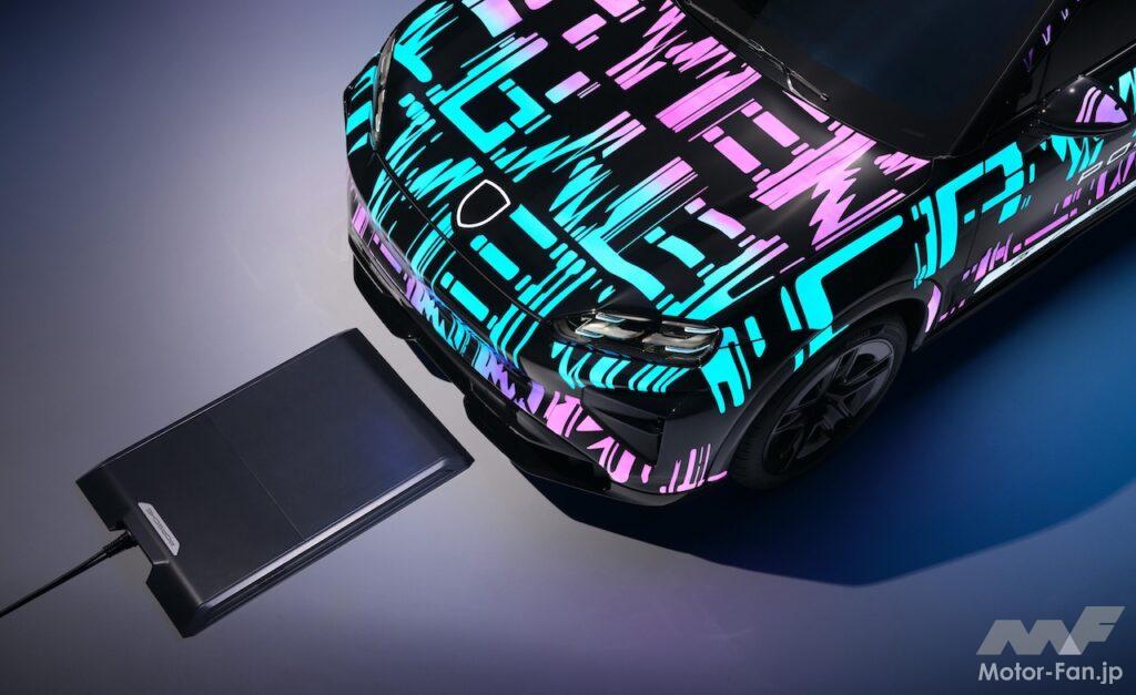 ポルシェが「カイエン エレクトリック」設定する「ポルシェ・ワイヤレス・チャージング・システム」は、自動車メーカー初の非接触充電システムとなる。