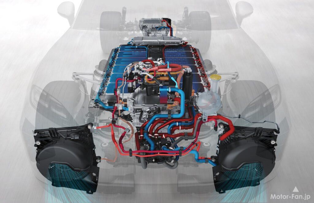 非接触充電システムながらも90%以上の効率を確保。さらに、心配される安全性に関しても、二重三重の対策が採られている。