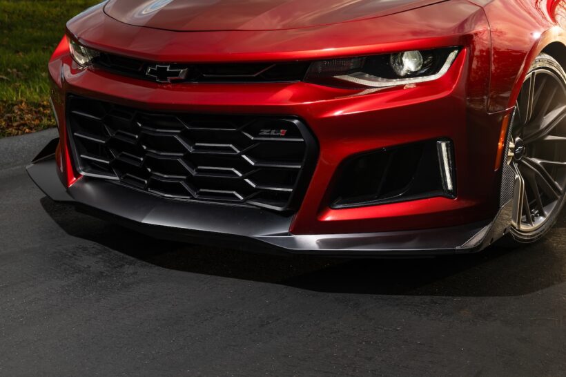 シボレー カマロ ZL1に導入された「カーボン・パフォーマンス・パッケージ」。