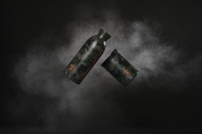 ウラカン ステラートから着想を得た「24ボトルズ（24Bottles）」のウォーターボトルとタンブラー。