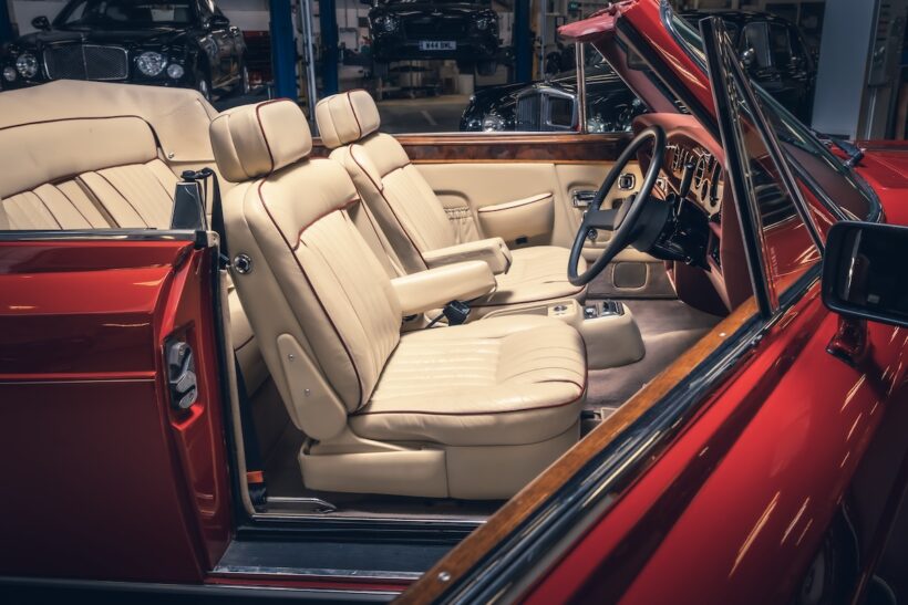 1977年にマイナーチェンジを受けた。