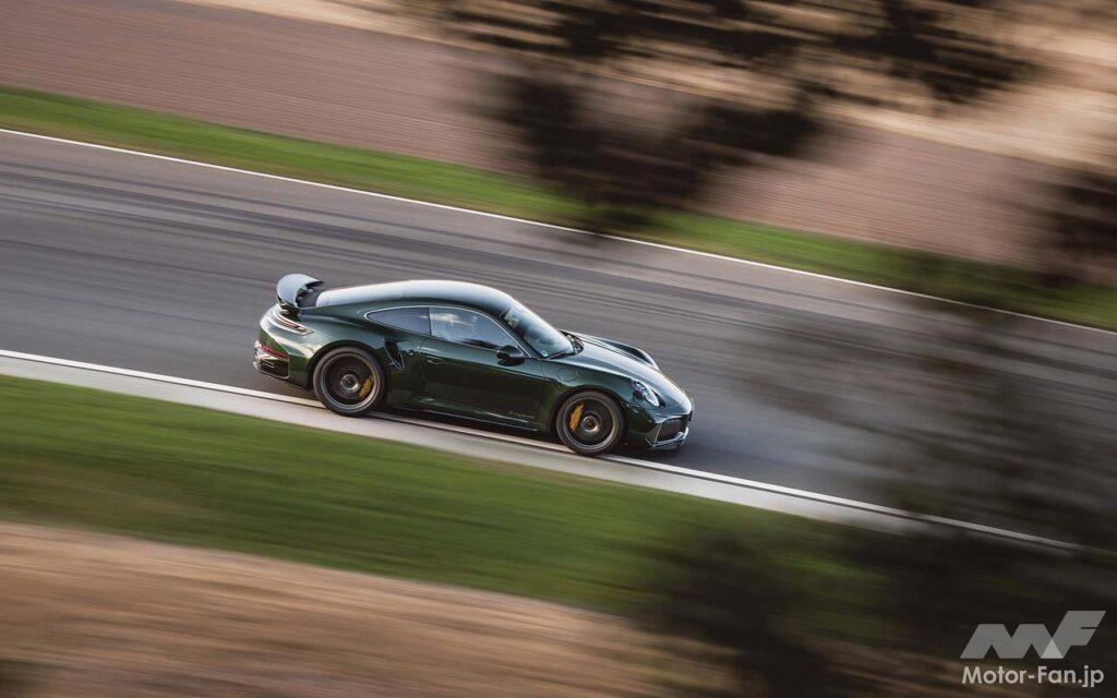 回生した電力をエンジンとトランスミッションの間に挟まれた電気モーターに加え、eターボの駆動に用いる「T-ハイブリッド」システムをカレラGTSに続き採用している。