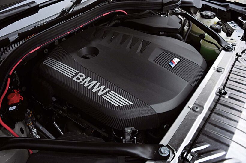381PS/540Nmを発生する3.0リッター直6ツインターボエンジン。官能的なサウンドは唯一無二の存在感を放っている。