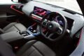 BMWオペレーティング・システム9とプラチナ仕上げのM専用ディスプレイが目を引く。試乗車にはベンチレーションシートなどの快適装備を含むオプションのコンフォート・パッケージを装備していた。