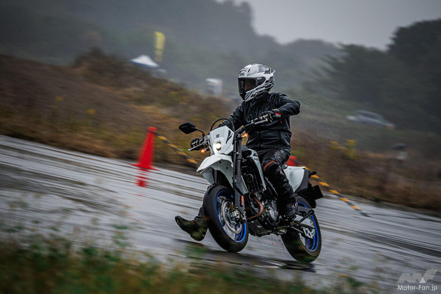 ちぐはぐ感ゼロの“純血”モタードが完成したって!?｜スズキDR-Z400SM