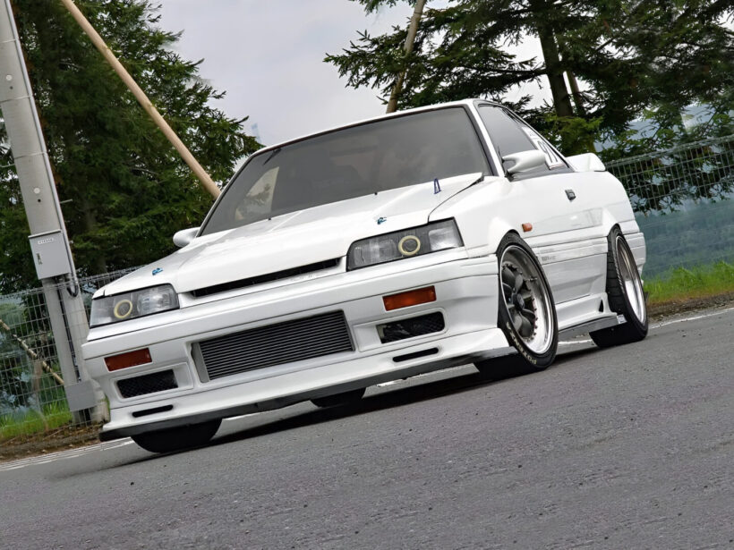 R31-metal-0031_7-820x615.jpg