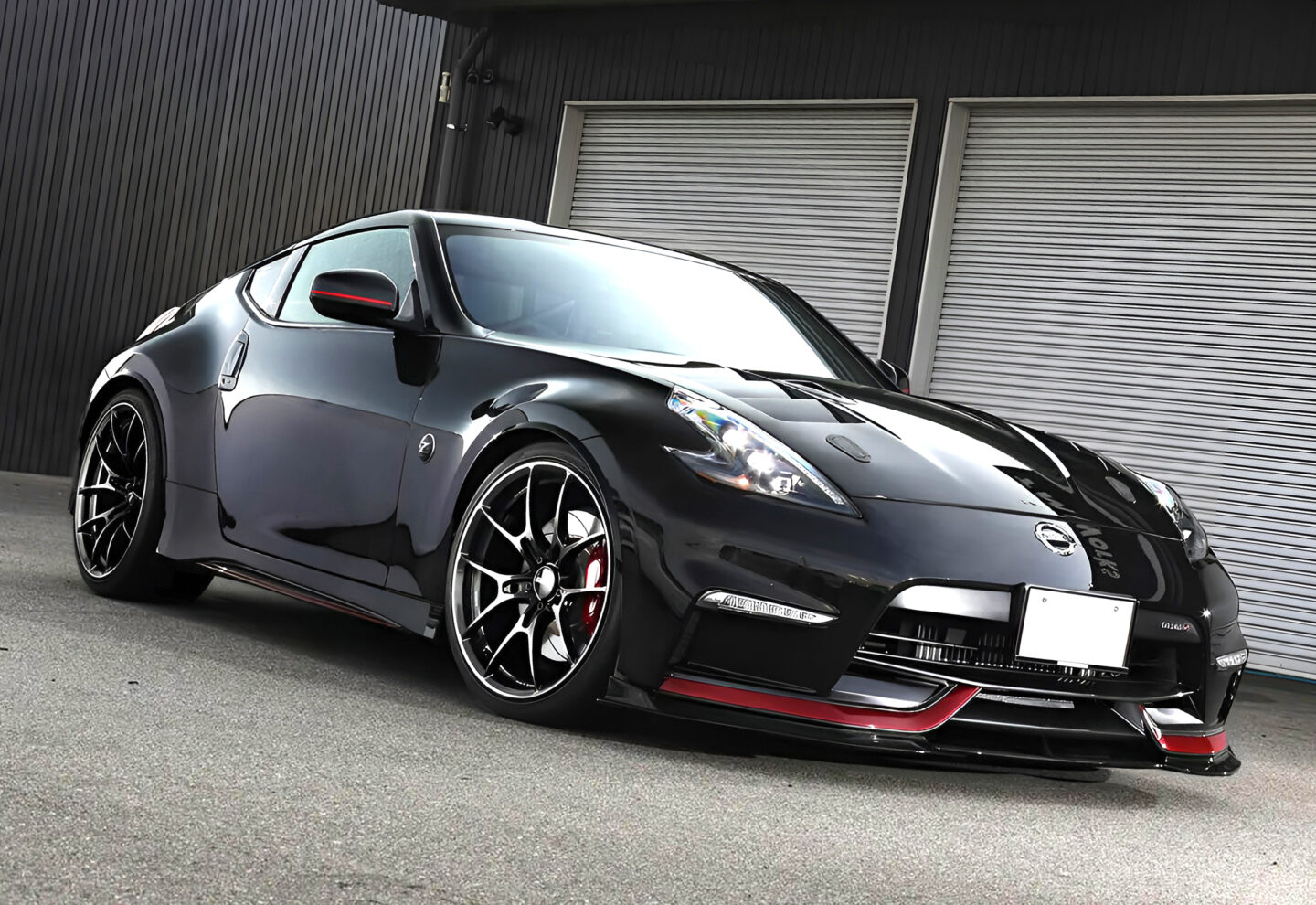 戦闘力は現行モデル以上！」先代Z34が580馬力ツインターボ＋最新