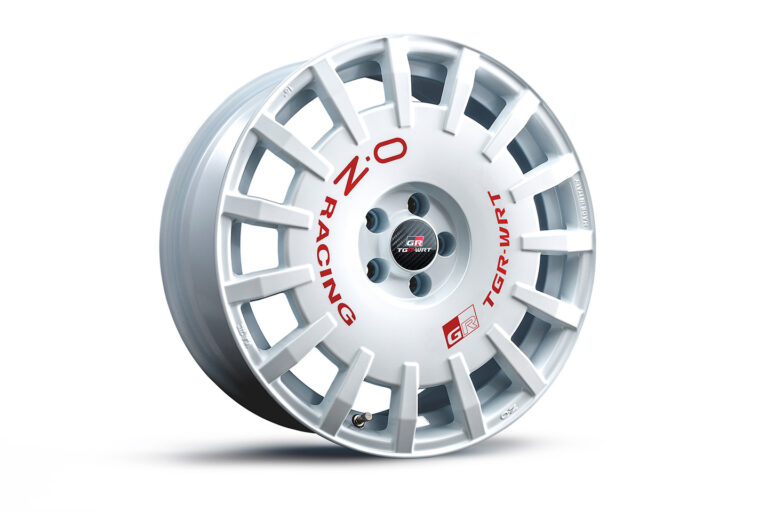「WRCの情熱をそのまま公道へ！」OZ×TGR-WRTが贈る“ラリーレーシングTGR-WRT”爆誕 | Motor Fan｜自動車情報のモーターファン