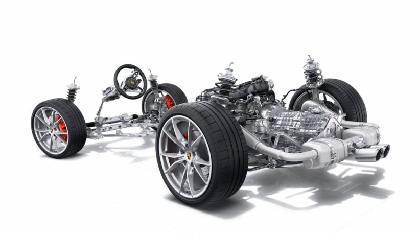 エントリーモデルとしての性格はあるが、水平対向エンジンとともにサスペンション周りにも最新のテクノロジーが搭載されている718系。