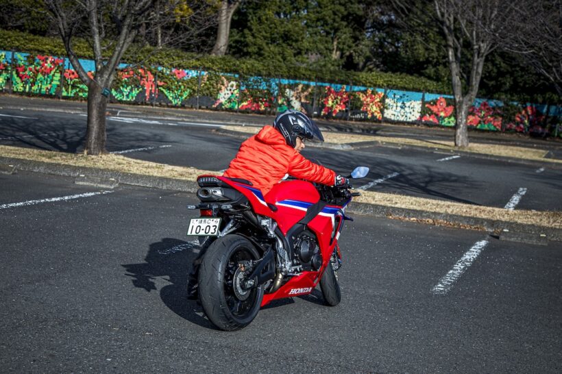 2024_CBR600RR_001
