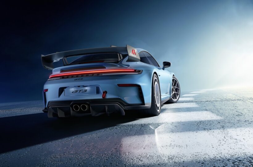 「マンタイ・キット」を装着した、ポルシェ 911 GT3（992.2型）。