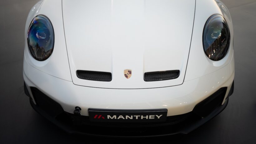 ニュルブルクリンク・ノルドシュライフェでのタイムアタックは、一部にウエットが残るなか実施されたが、先代のタイムを.76秒も更新してみせた。