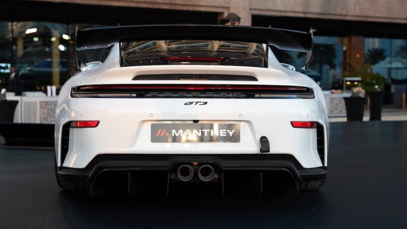 ニュルブルクリンク・ノルドシュライフェでのタイムアタックは、一部にウエットが残るなか実施されたが、先代のタイムを.76秒も更新してみせた。