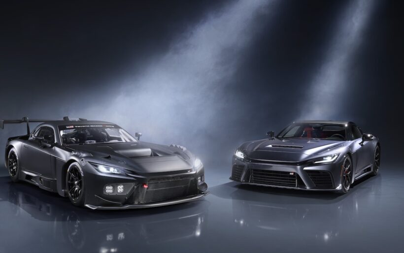 TOYOTA GAZOO Racingは、新型フラッグシップスポーツ「GR GT（右）」と、レース仕様「GR GT3（左）」をワールドプレミアした。