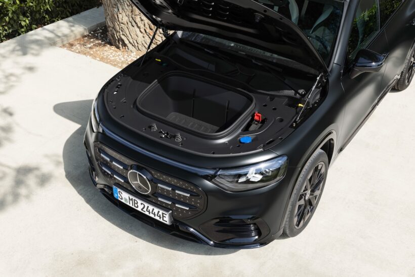新型「メルセデス・ベンツ GLB」のフランクスペース。