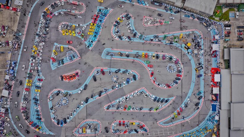 東南アジア最大のポルシェの祭典、「ダス・トレッフェン X」に734台のポルシェが集結。