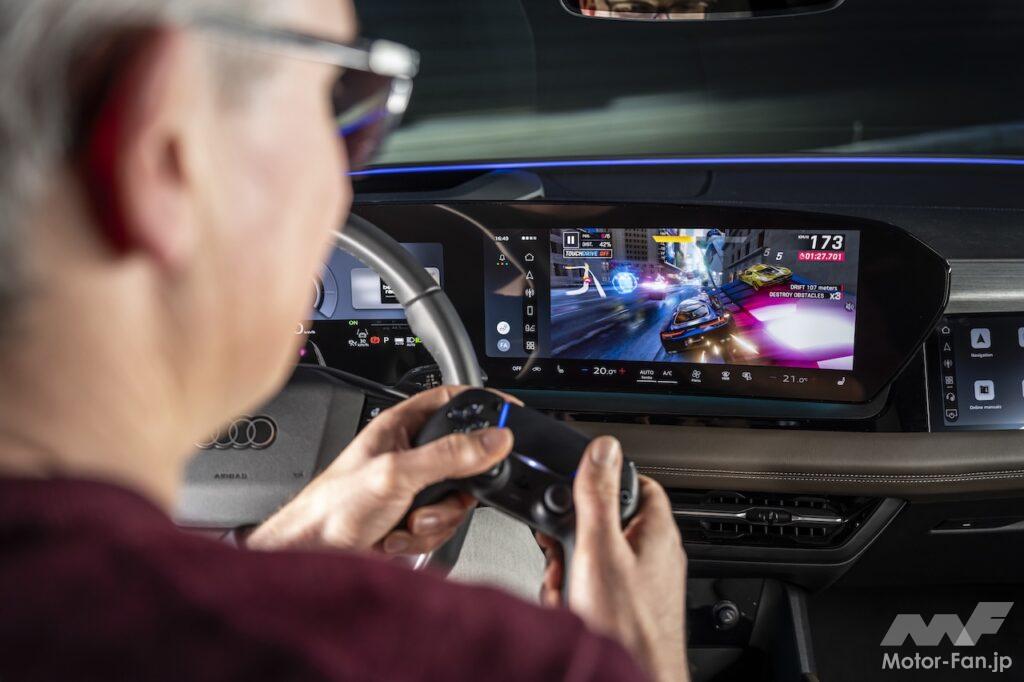 Bluetooth経由でコントローラーを、インフォテイメント機能に接続することで、レースゲームなどを楽しめるようになった。