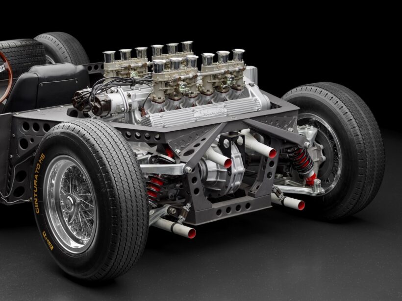 4.0リッターV型12気筒自然吸気エンジンが組み込まれた、「ランボルギーニ ミウラ」のシャシー。