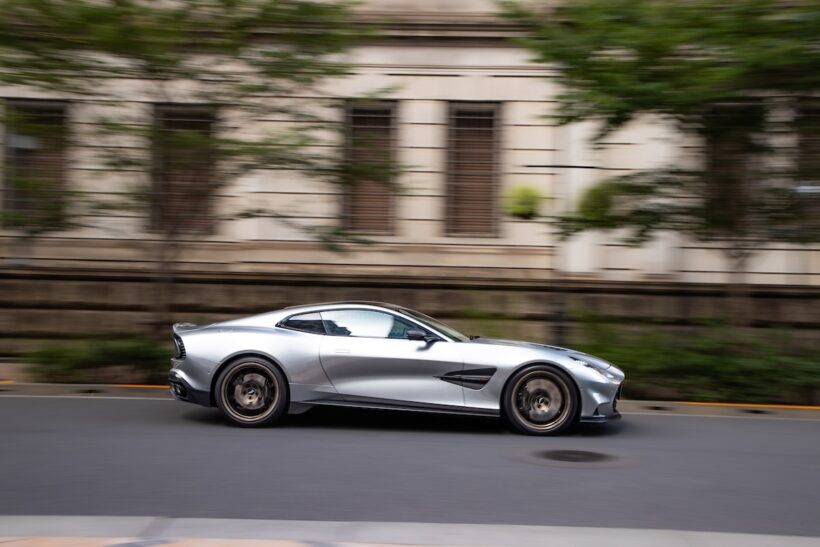 アストンマーティン ヴァンキッシュ