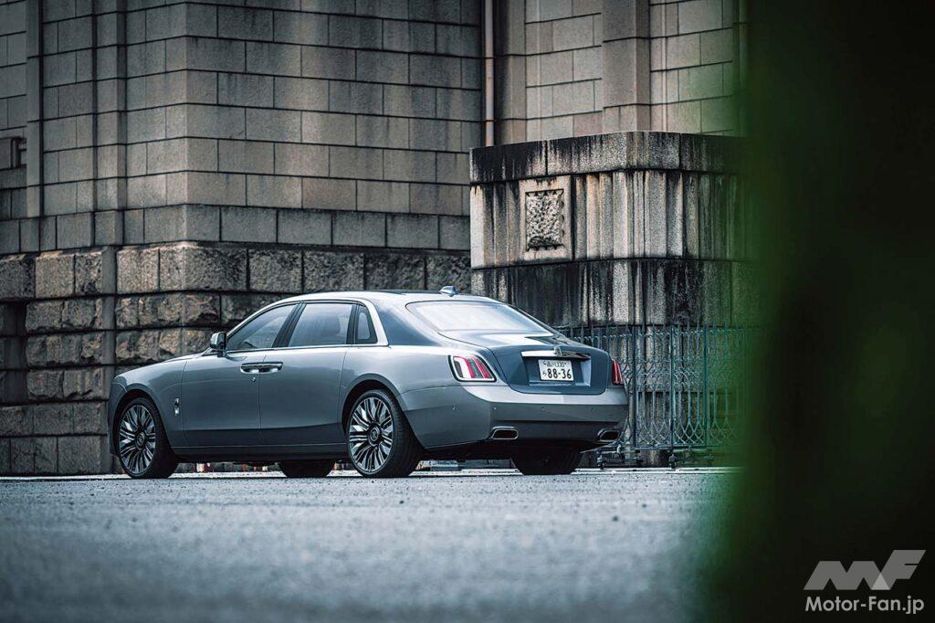 試乗車はロングホイールベースの「エクステンデッド」で、キャビン部分はノーマルに比べ170mm長い。ほか、スポーティ仕様のブラックバッジもラインナップする（ノーマルホイールベースのみ）。