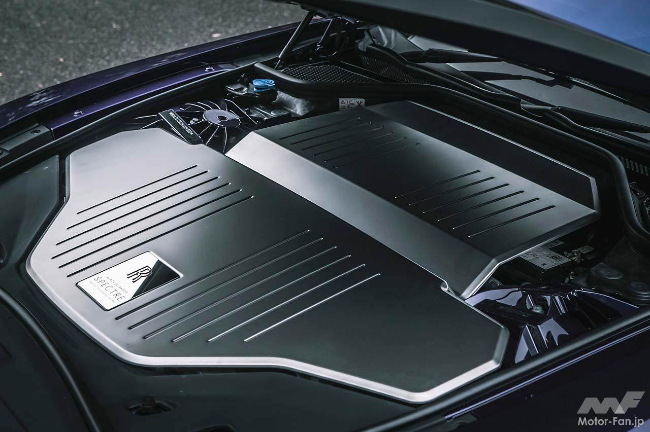 ロールス・ロイス初の電気自動車「スペクター」に試乗してハイエンド