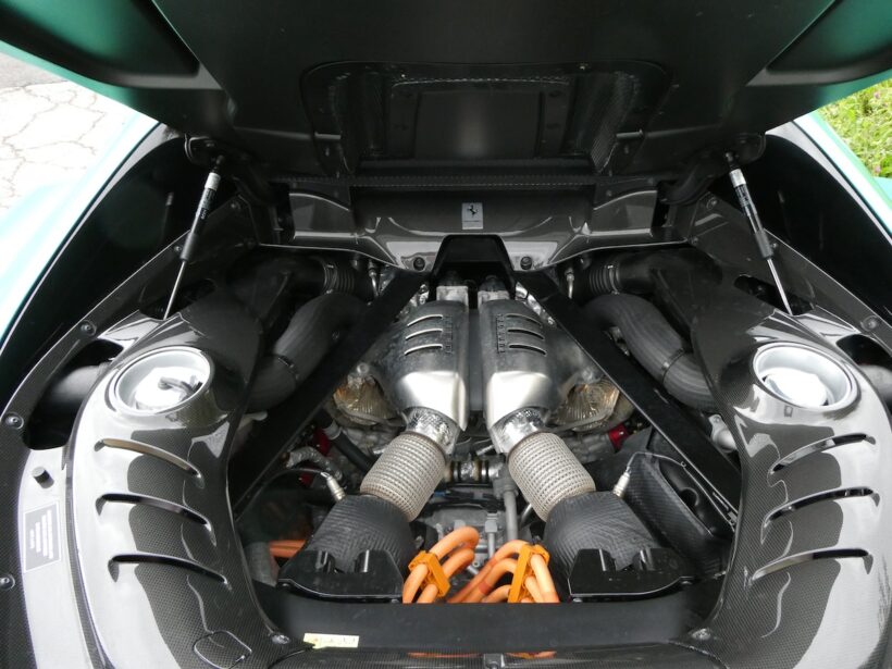 フェラーリ 296 スペチアーレ