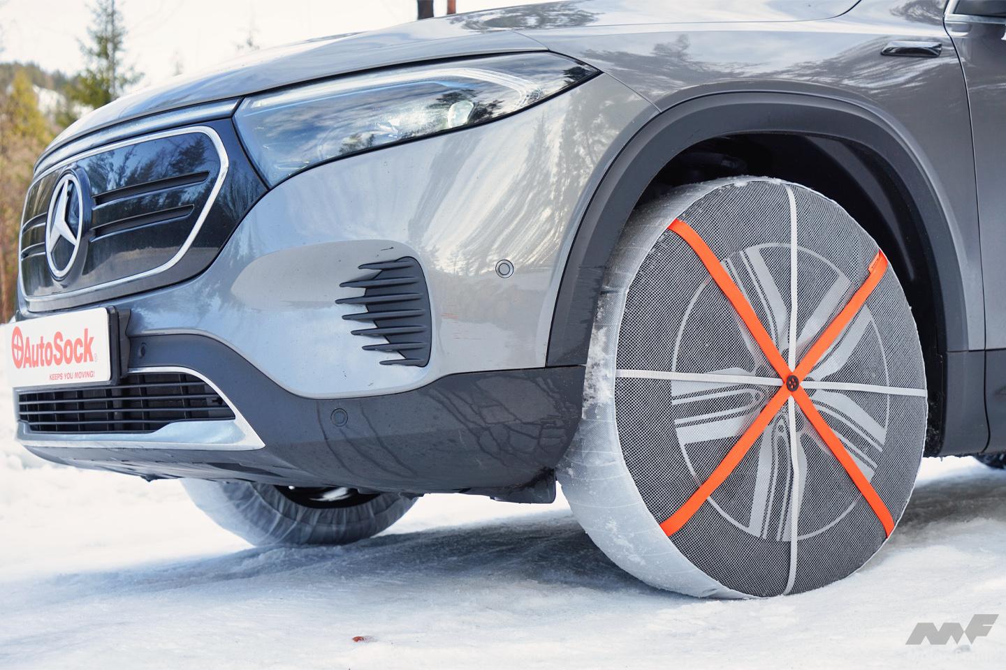 突然の積雪に対する備えはこれ！ 頼れるのに手軽で装着しやすい布製