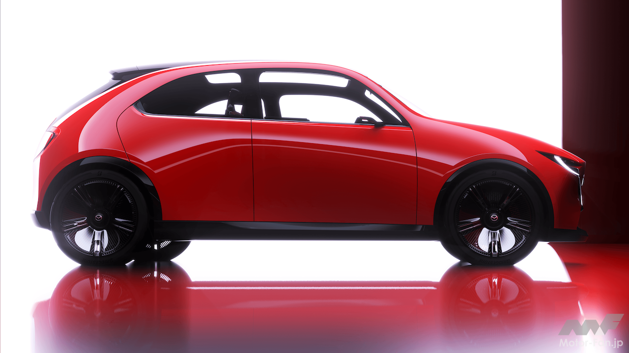 MAZDA 2」後継モデル、ボディ拡大しロータリーEV搭載で2026年11月発売