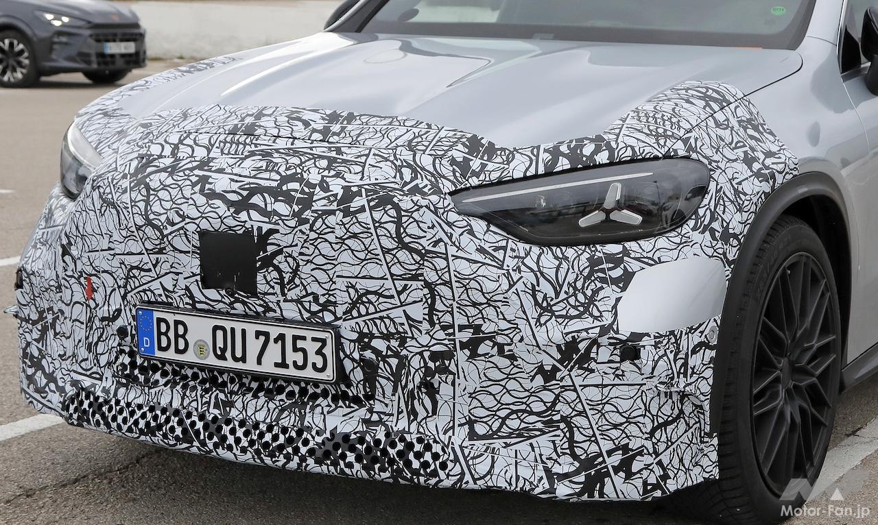 AMG-コンプリート車装備のインブレムです 日本初のプロ装備を採用 