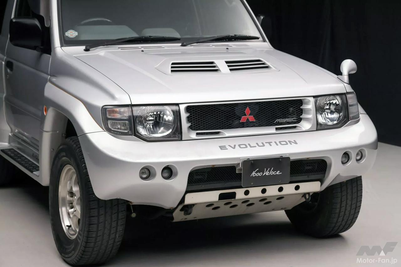 Mitsubishi-Pajero-Evolution-