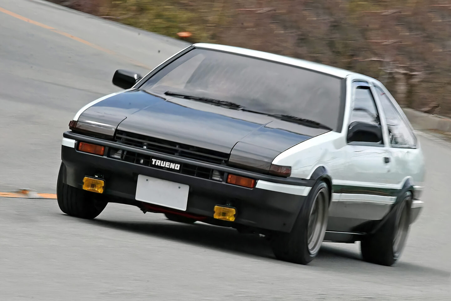 4A-Gエンジンに『ハヤブサ』のヘッドをドッキング！」AE86の究極形態に