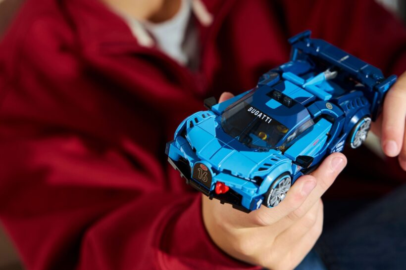 2026年1月1日から販売が開始された、「レゴ テクニック 42222 ブガッティ シロン ピュアスポーツ ハイパーカー（9980円）」。