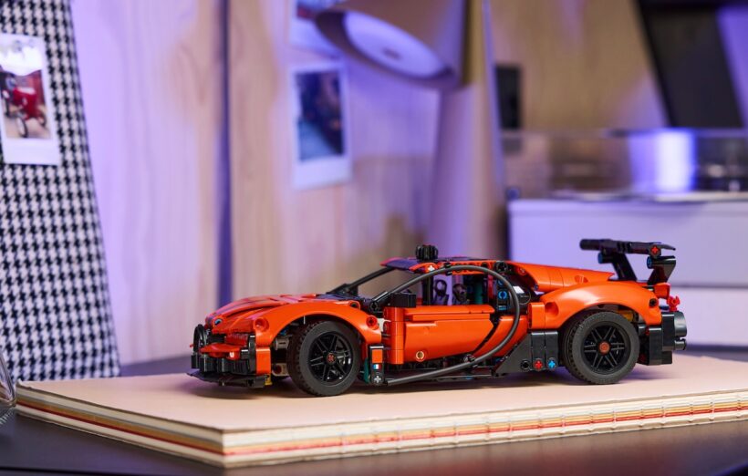 2026年1月1日から販売が開始された、「レゴ テクニック 42222 ブガッティ シロン ピュアスポーツ ハイパーカー（9980円）」。