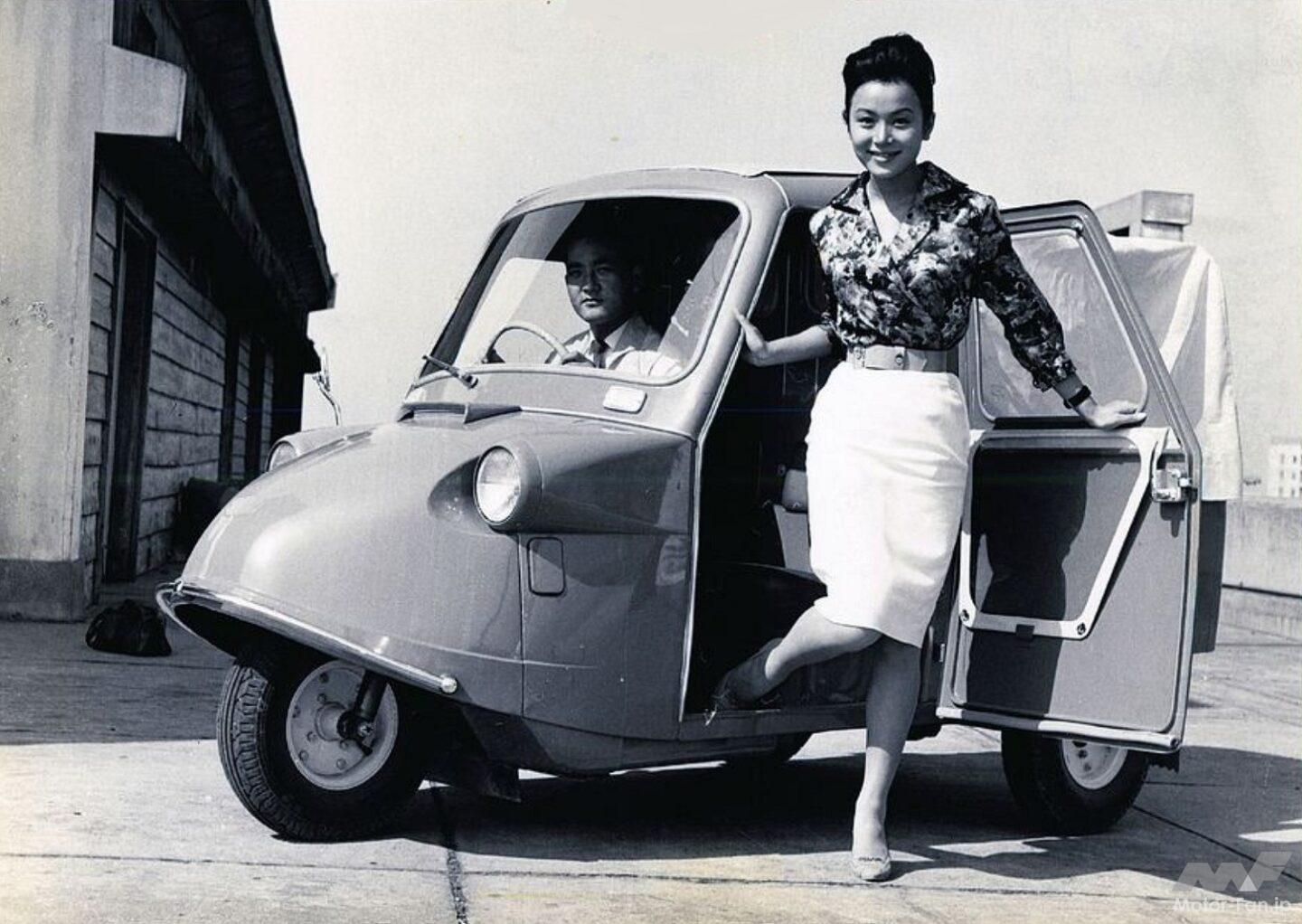 ダイハツ「ミゼットIIカーゴ」はミゼットIIに箱型荷室をプラスした