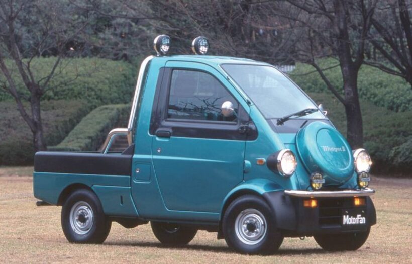 ダイハツ「ミゼットIIカーゴ」はミゼットIIに箱型荷室をプラスした
