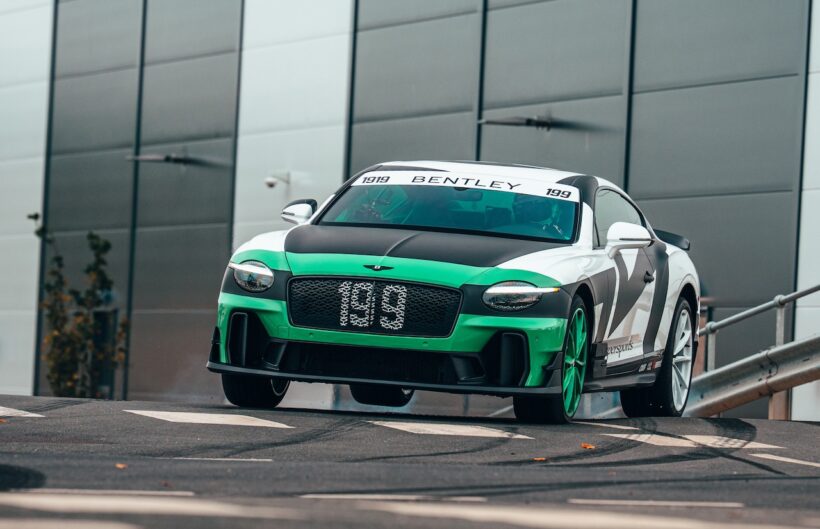 ベントレーは、トラビス・パストラーナとのコラボレーション動画『Supersports: FULL SEND』を公式YouTubeチャンネルで公開した。