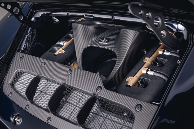 964の自然吸気フラット6エンジンをベースに、ツインターボと空冷式インタークーラーを装着。700PSという最高出力を手にした。
