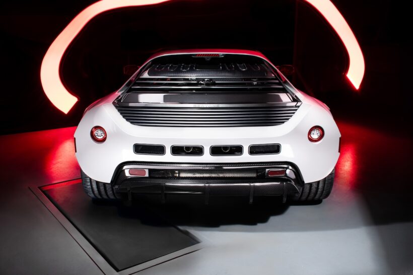 「ベルトーネ ランナバウト」のエクステリア。