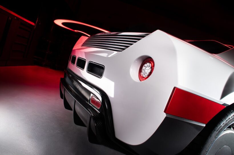 「ベルトーネ ランナバウト」のエクステリア。